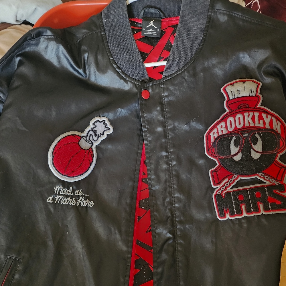 Jordan jacket, size large, black and red